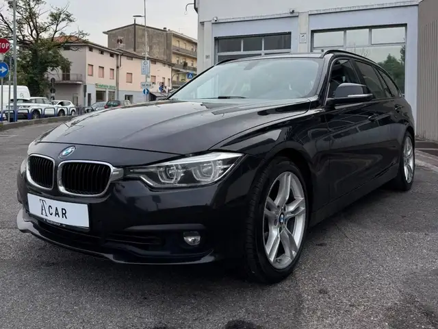BMW 320 320i Touring
