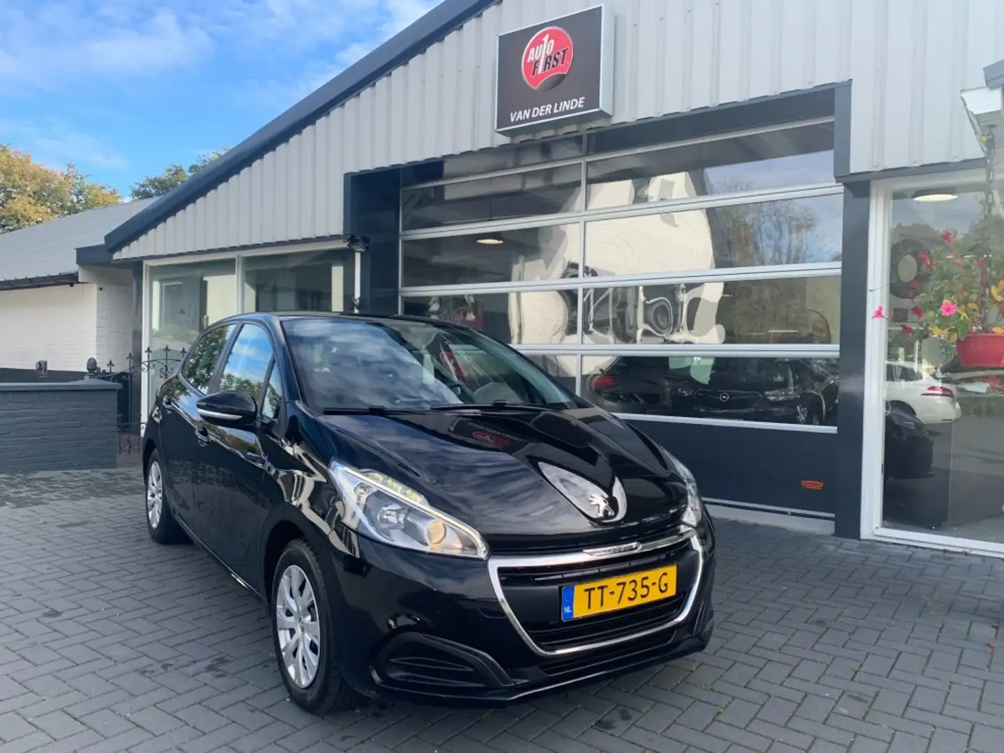 Peugeot 208 1.2 Puretech Active, Cruise control, Trekhaak, Air Noir - 2