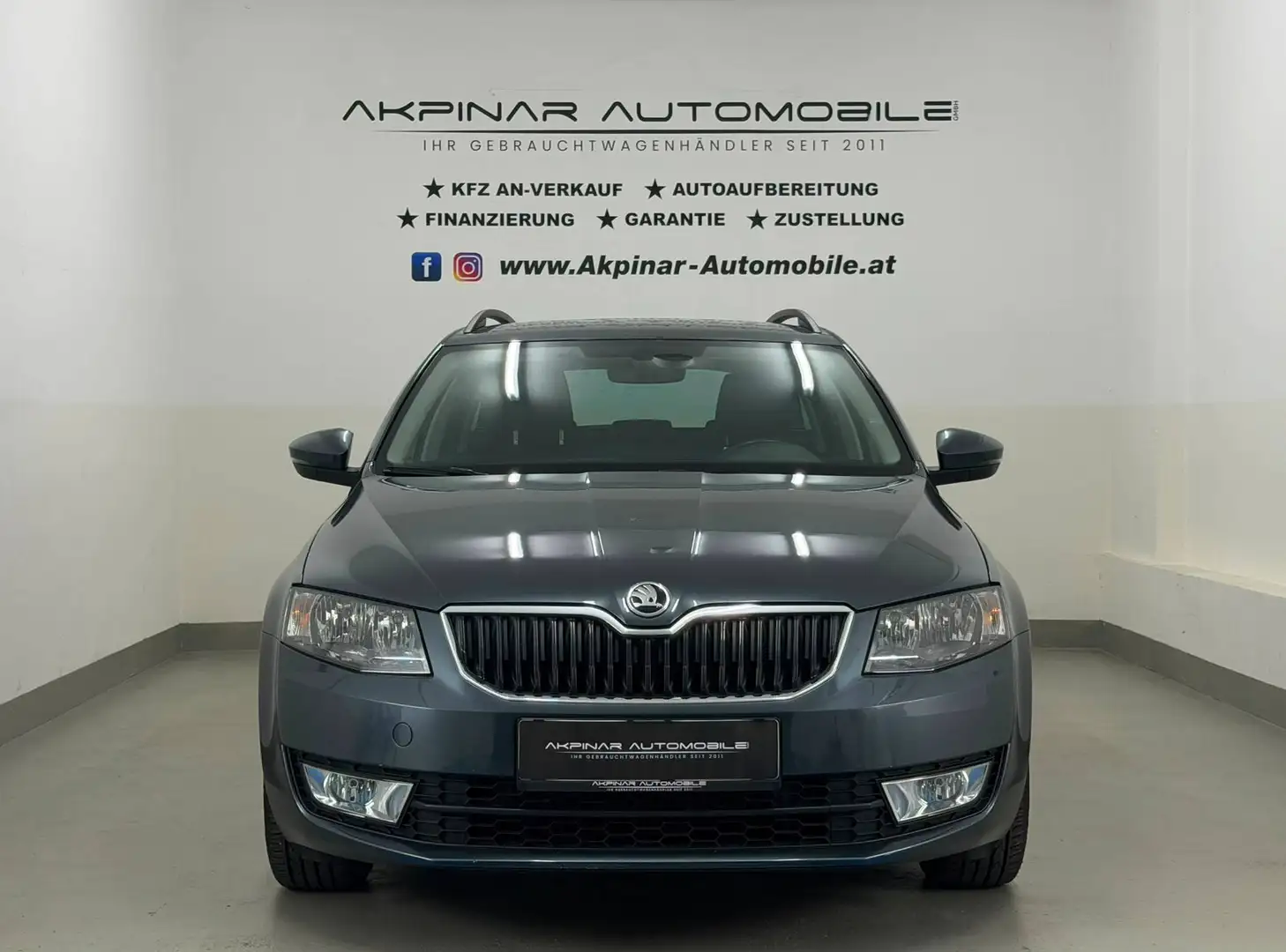 Skoda Octavia Combi 1,6 TDI Ambition 4x4 AHK - SHZ - TEMPOMAT Grau - 2