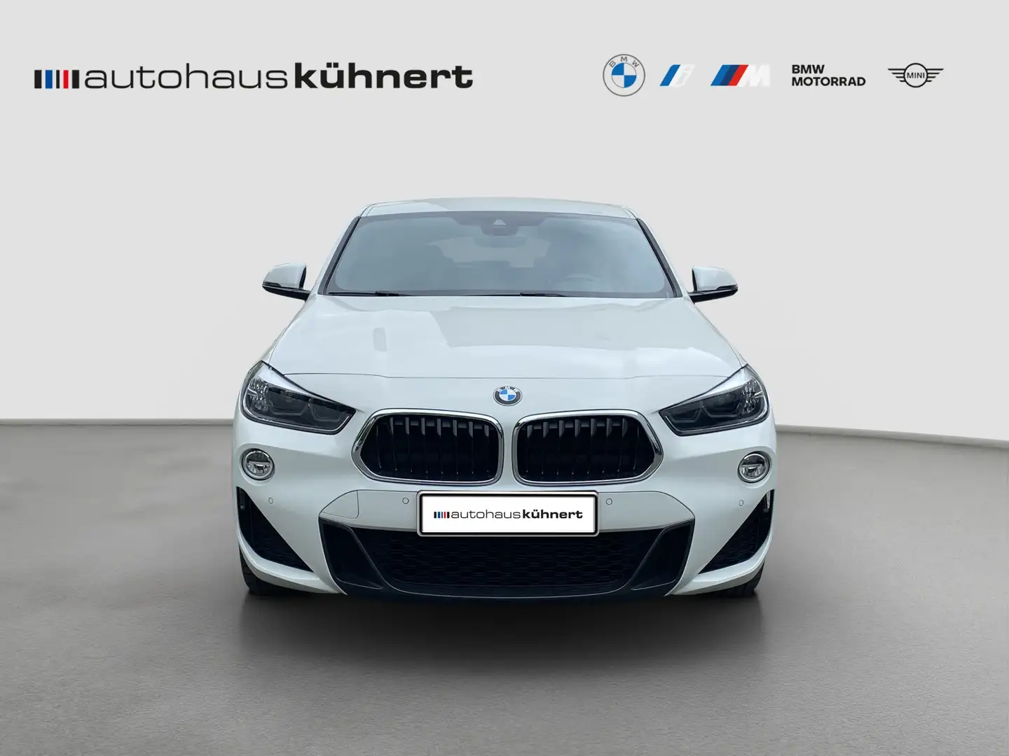 BMW X2 xDrive18d ///M-Sport Schalter SpurAss AHK Navi Blanc - 2