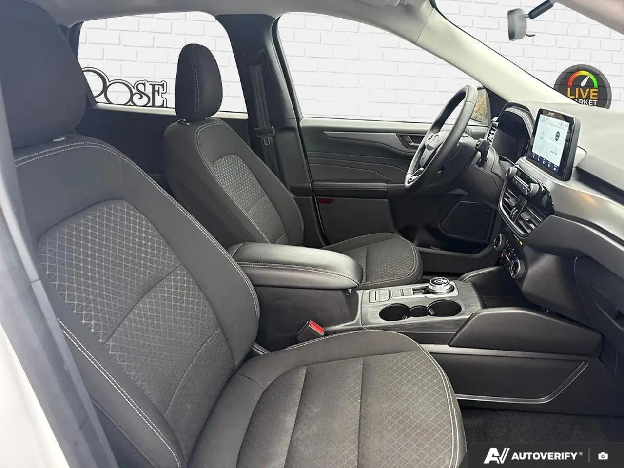 Ford Escape снимка Ford Escape