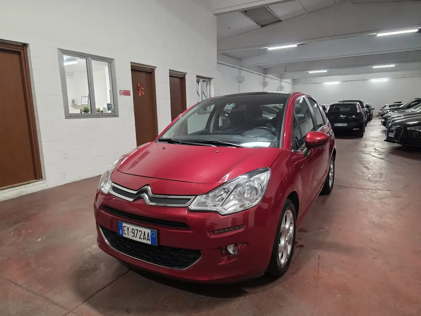 Citroen C3 C3 II 2009 1.4 vti Exclusive Gpl 95cv Rood - 1