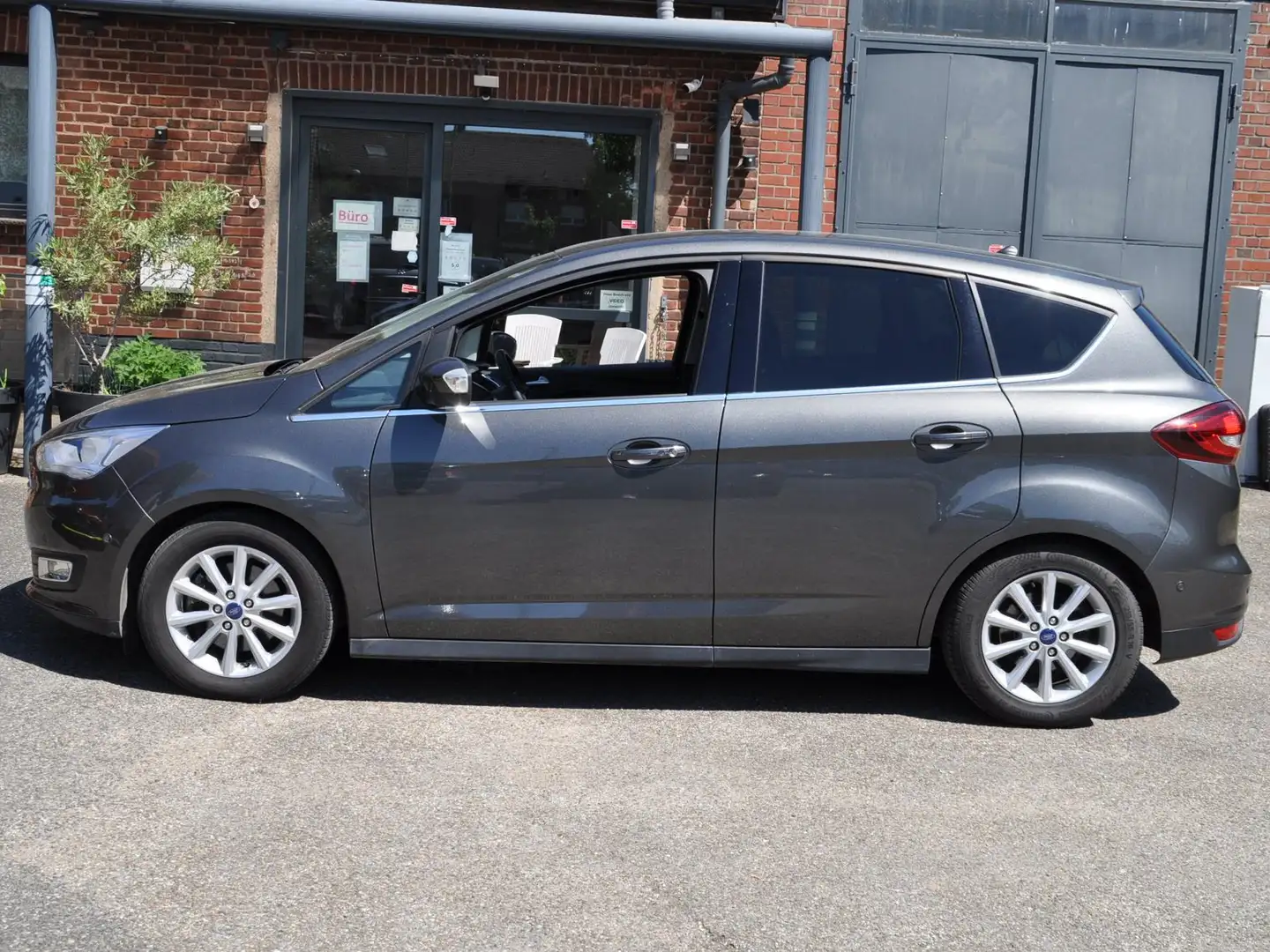 Ford C-Max 1.5 EcoBoost Start-Stop-System Aut. Titanium Grau - 2