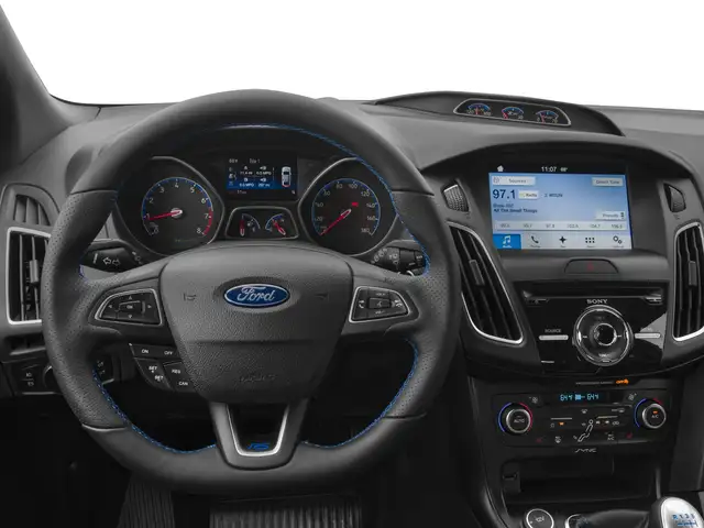 Ford Focus 2016 — photo 3