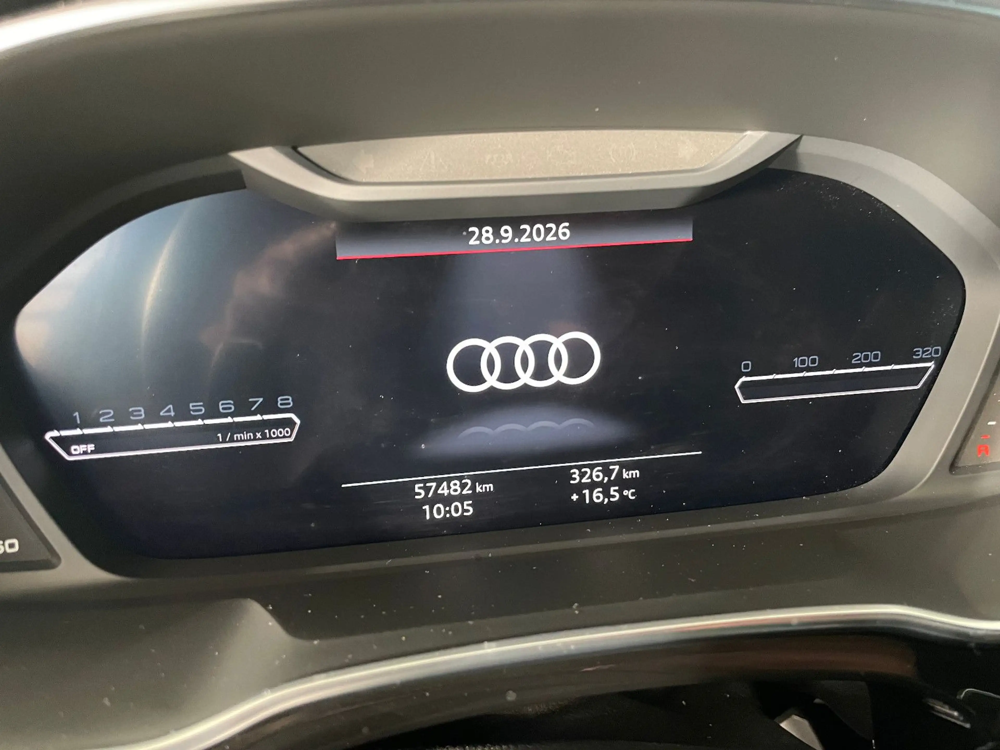 Audi RS Q3 2.5 TFSI quattro — photo 10