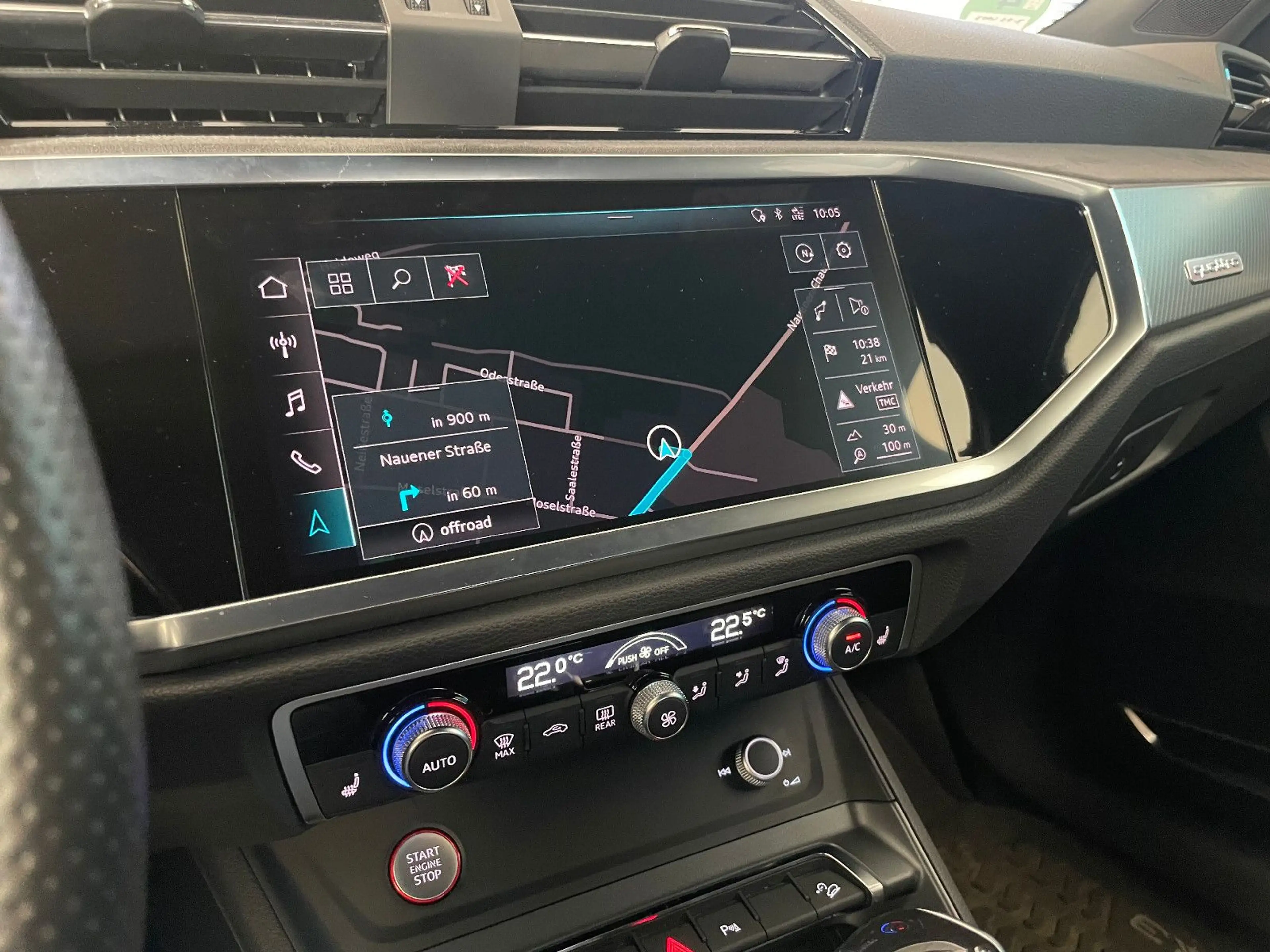 Audi RS Q3 2.5 TFSI quattro — photo 11