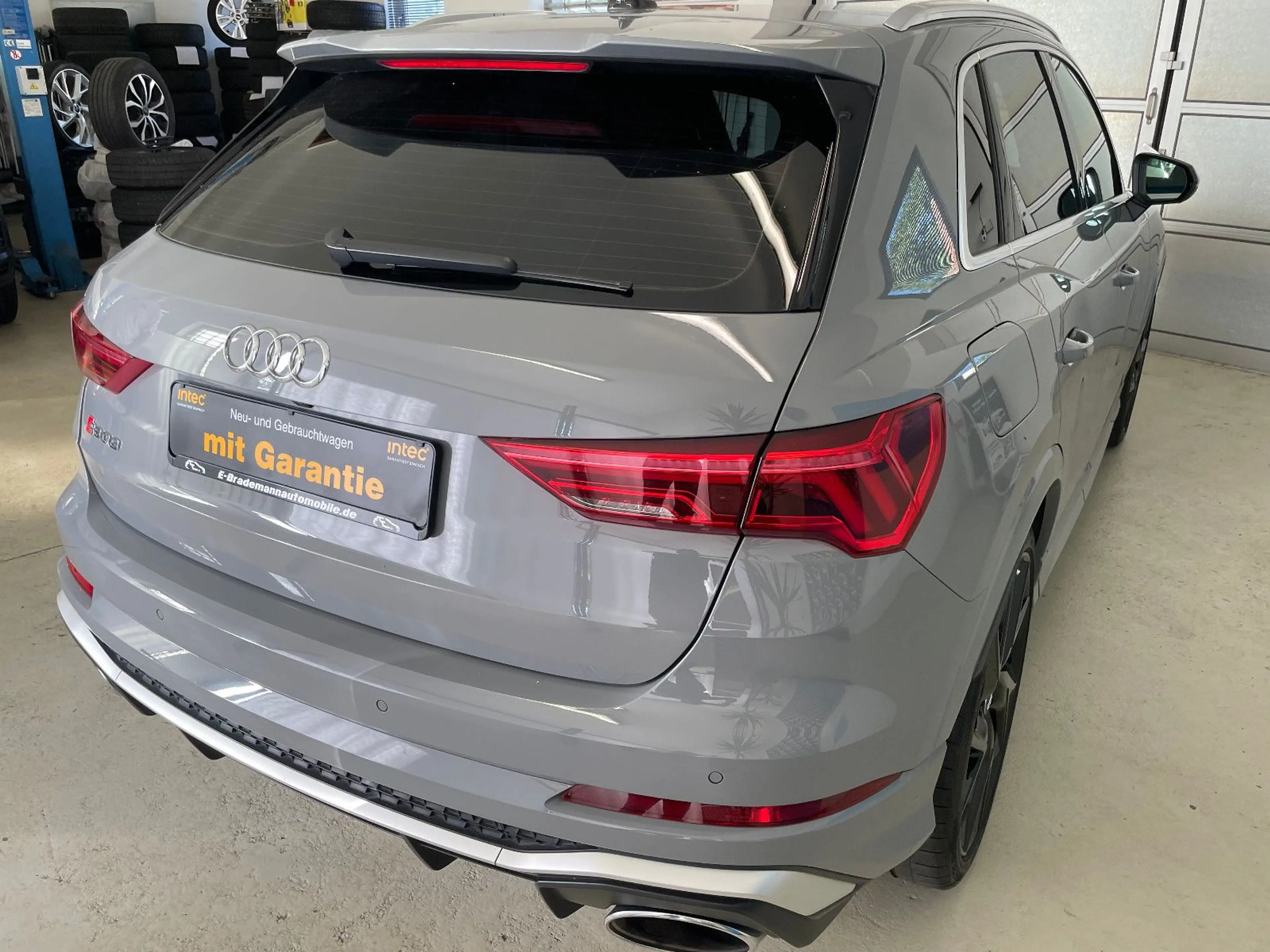 Audi RS Q3 2.5 TFSI quattro — photo 3