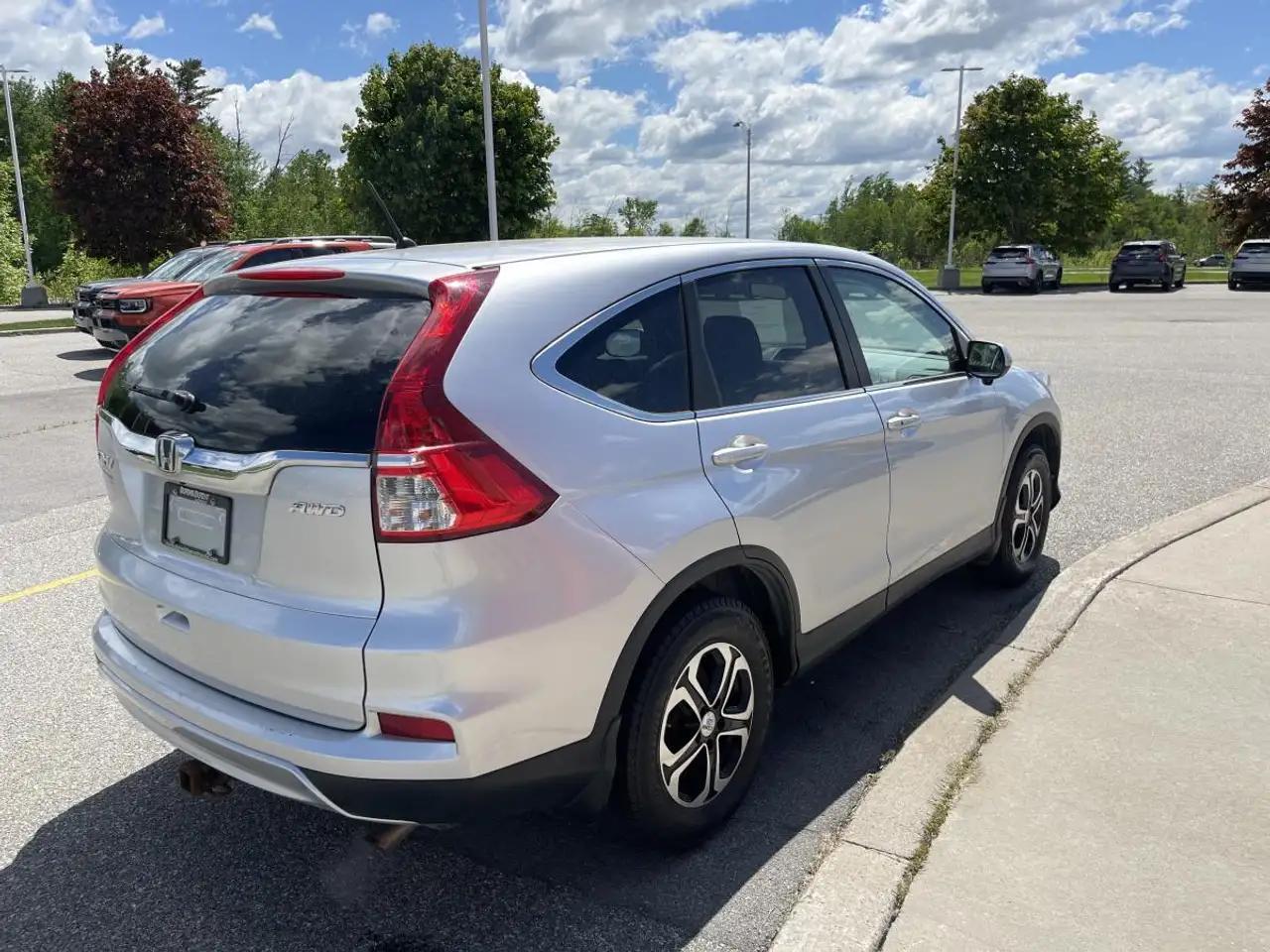 Honda CR-V photo Honda CR-V