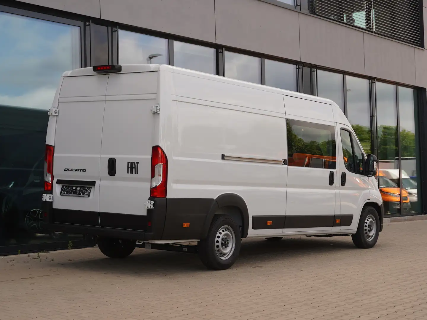 Fiat Ducato Maxi 35 L4H2 140 / Snoeks 6-Sitzer Weiß - 2