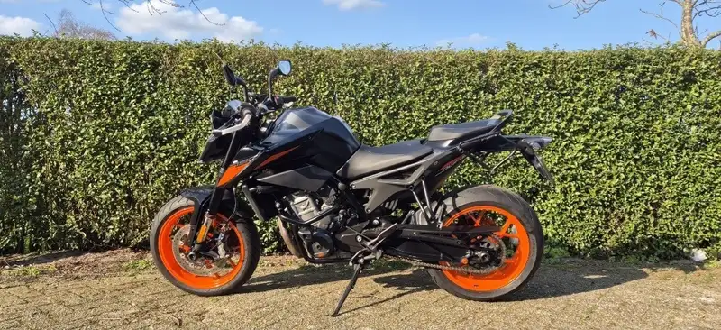 KTM 790 Duke