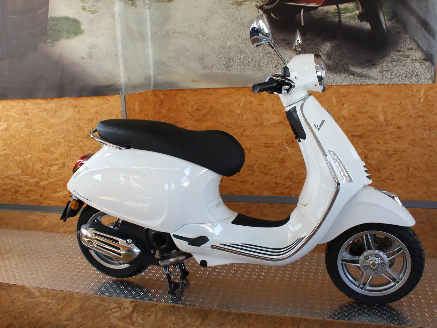Vespa Primavera 50 Vespa Primavera 50 FL '25 =NEU= 4-J.Ga 0%Finanz. Weiß - 1