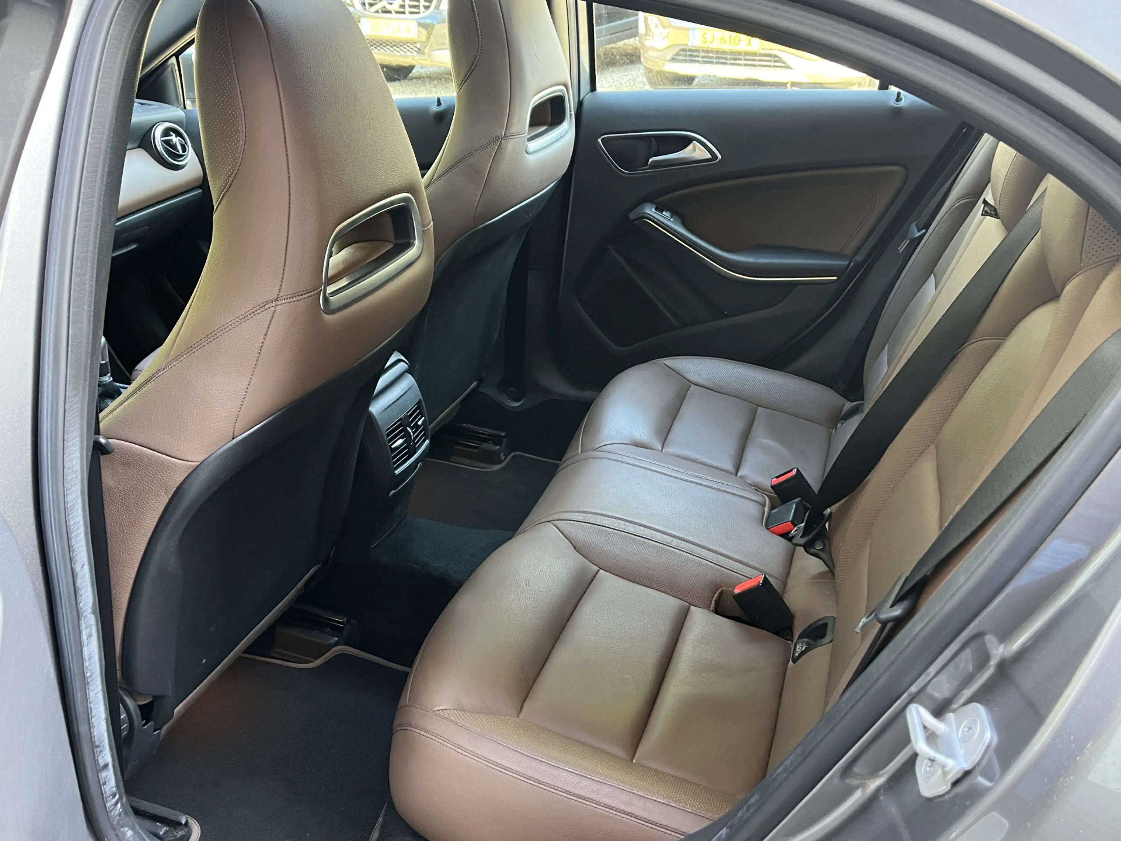 Mercedes-Benz A 180 Prestige 4U3 Ecc/Audio/Navi/Leer/Pano — photo 12