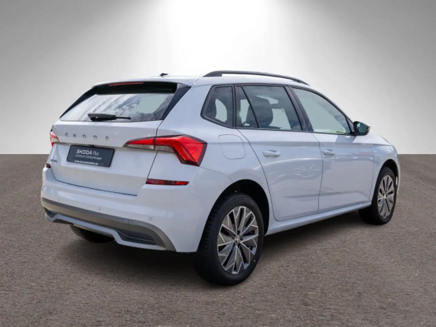 Skoda Kamiq Tour 1.5TSI 6-Gang Navi LED SHZ PDC VC RFK Weiß - 2