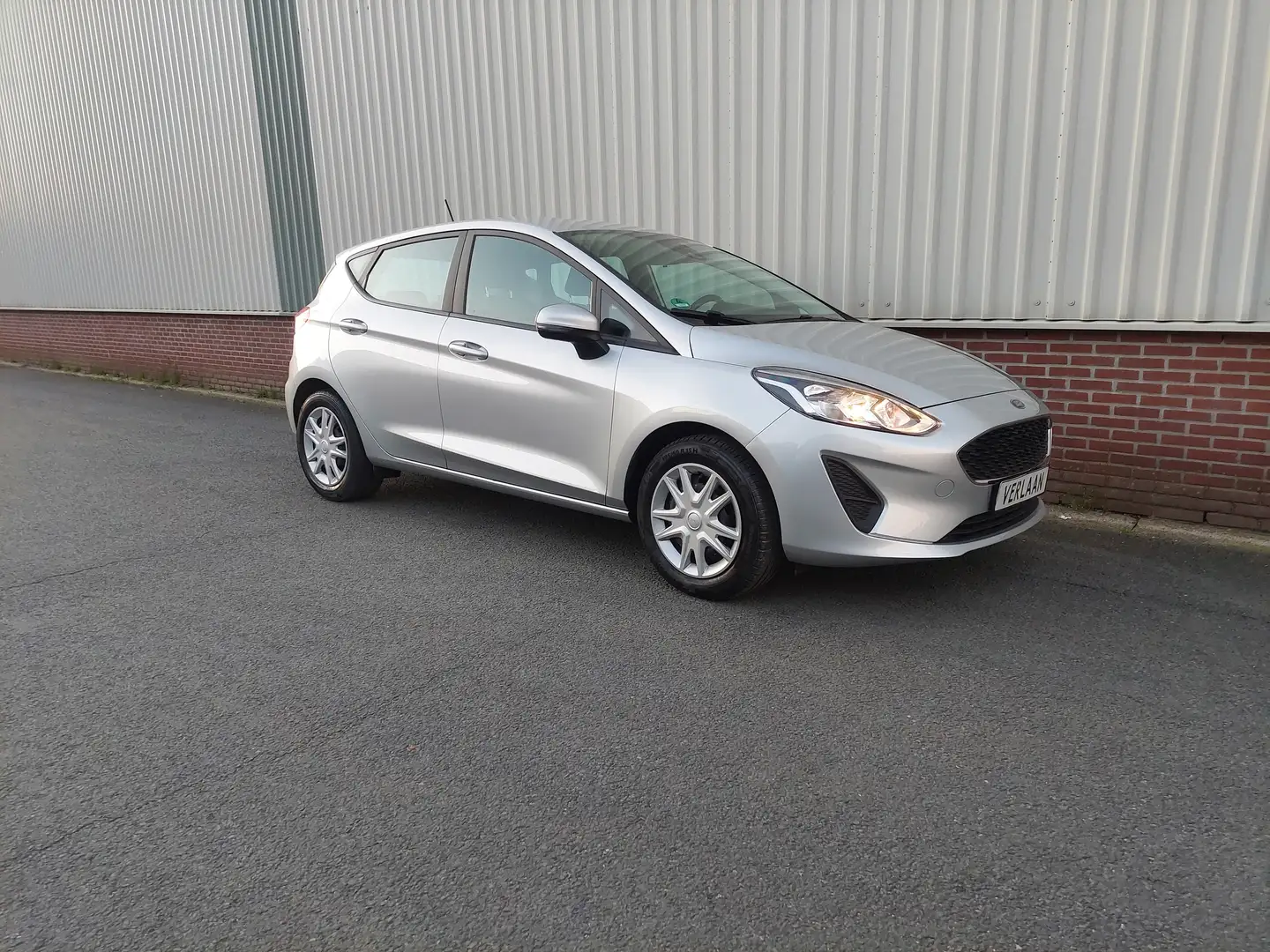 Ford Fiesta 1.0 EcoBoost 100PK Airco, pdc, Garantie/inruil Zilver - 2