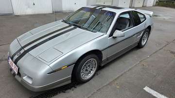 PONTIAC-FIERO-GT-2.8-V6-5 VITESSES-1987-67.000 KM