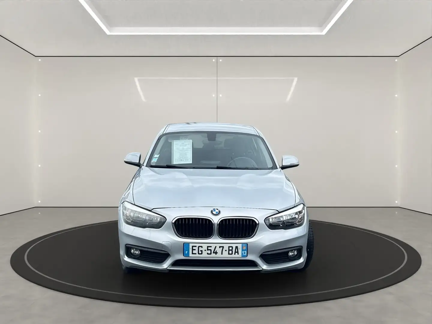 BMW 116 116 D 5 portes Garantie jusqu à 24 mois Grau - 2