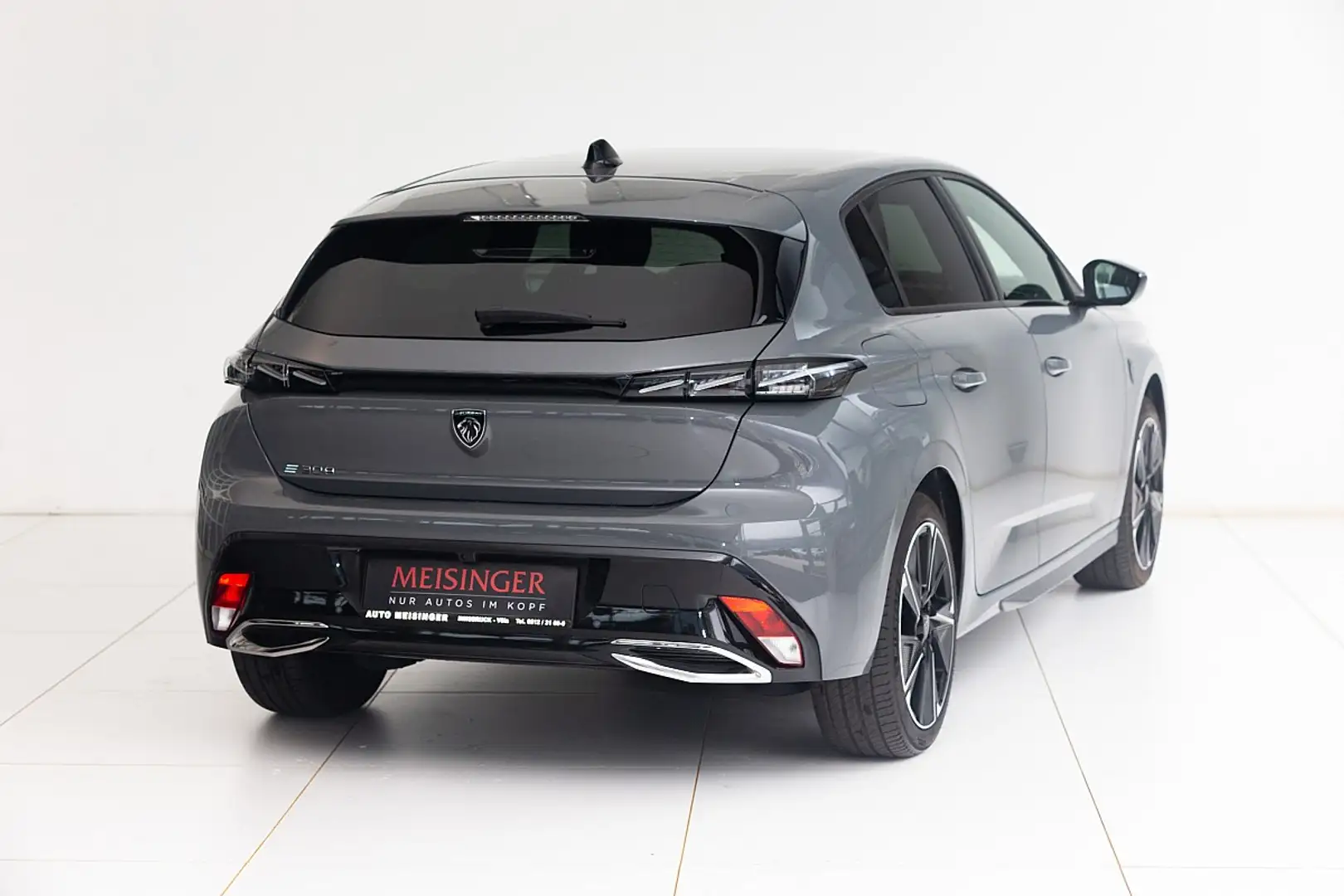 Peugeot 308 Elektro 156PS 51kWh GT Grijs - 2