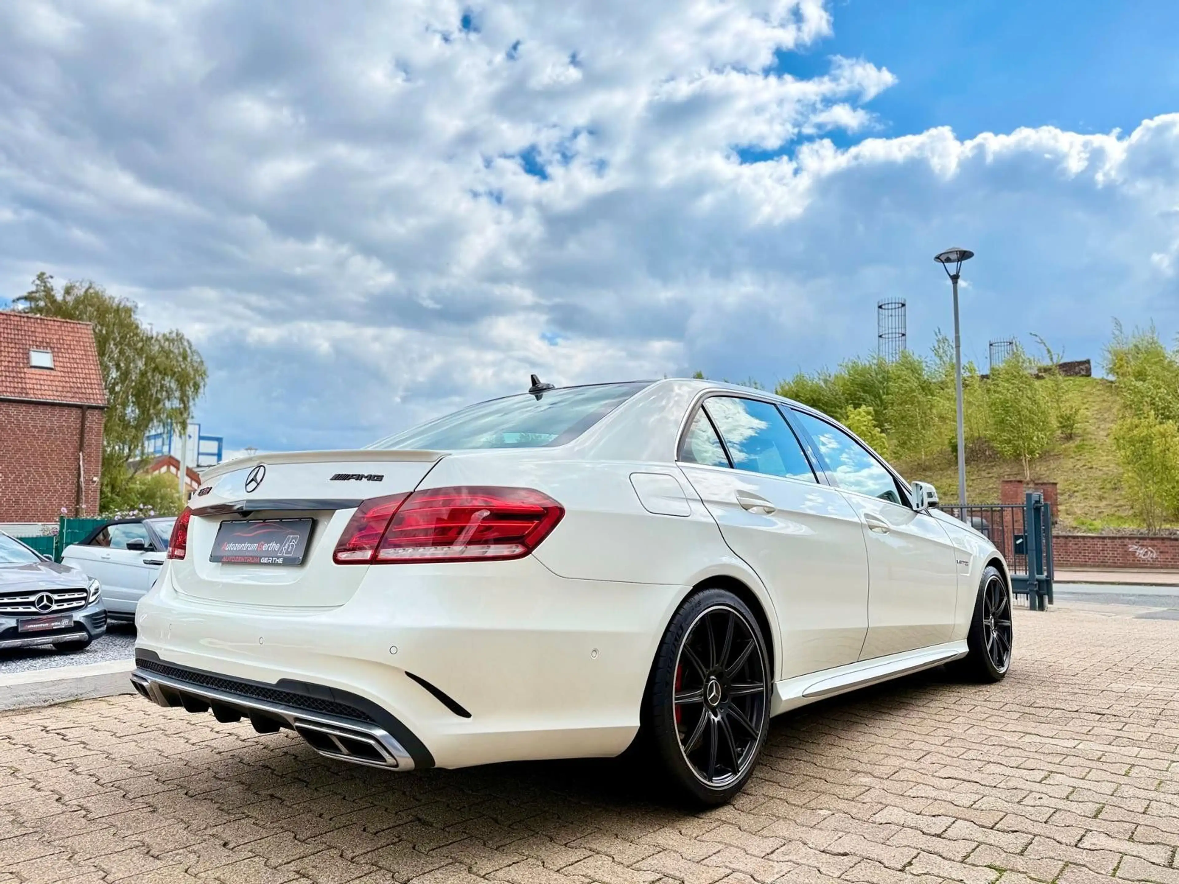 Mercedes-Benz E 63 AMG E 63 S AMG E Limousine 4Matic *RENNTECH*Keramik* — photo 10