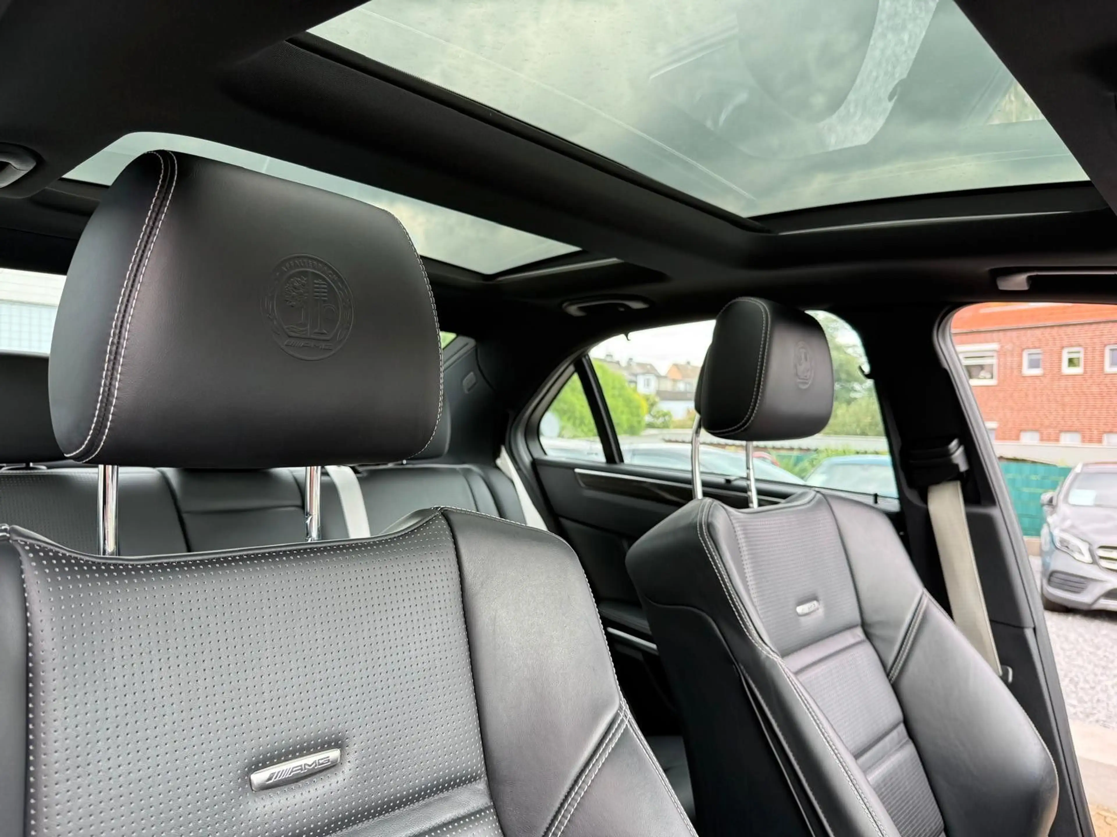Mercedes-Benz E 63 AMG E 63 S AMG E Limousine 4Matic *RENNTECH*Keramik* — photo 11