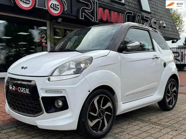 Ligier JS 50 Brommobiel Club Two Tone | 2014 | Riminicars