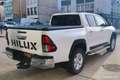 Toyota Hilux double cab 2.4 d4d 150ch legende sport rc19 4x4 bva 5 pl 1er main attelage protection rival Blanc - thumbnail 4