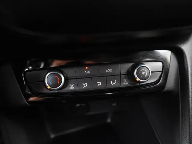 Opel Corsa view 11