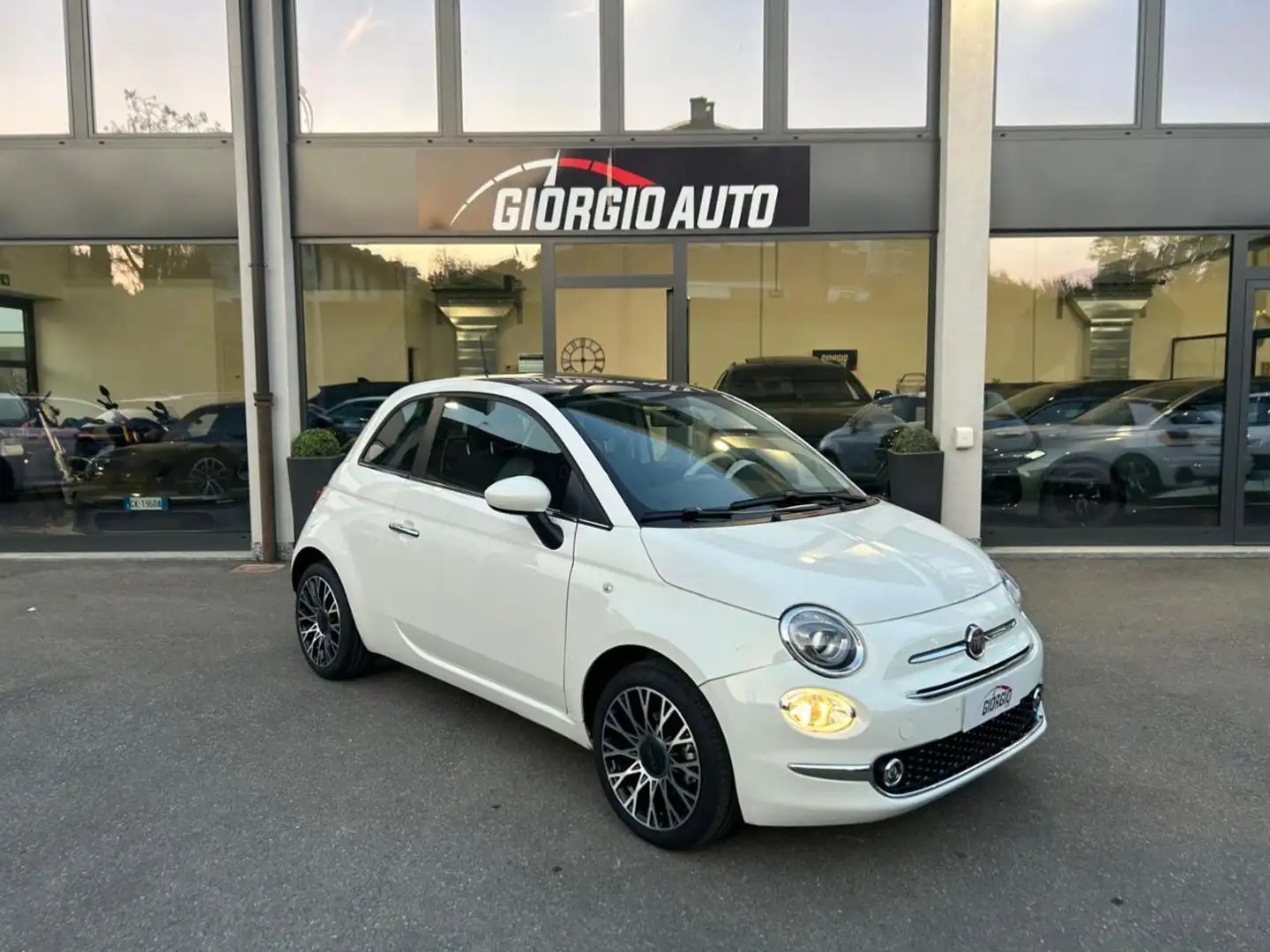 Fiat 500 1.0 Hybrid Dolcevita Alb - 1