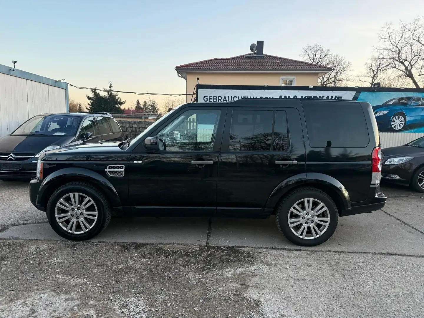 Land Rover Discovery 4TDV6 HSE*AHK*SHZ*TUV NEU*7 SITZE*TOP* Schwarz - 2