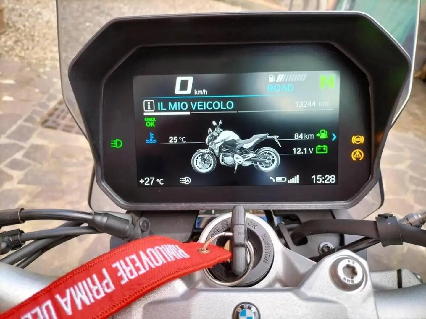 BMW F 900 R Červená - 2