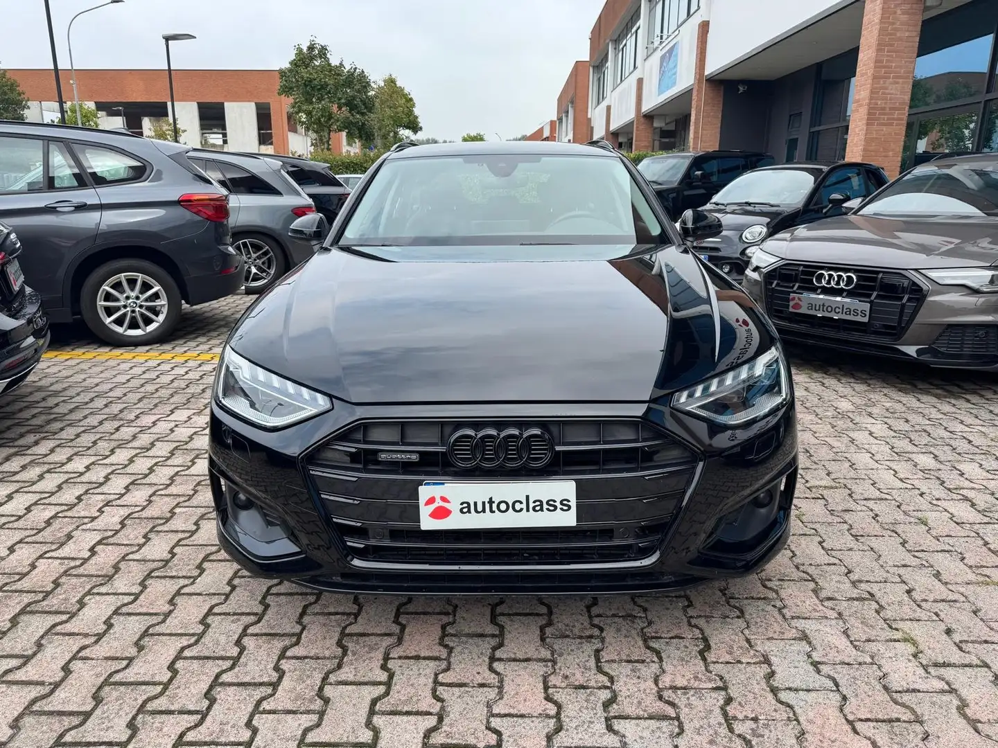 Audi A4 A4 Avant 40 MATRIX VIRTUAL Advanced quattro 204cv Zwart - 1
