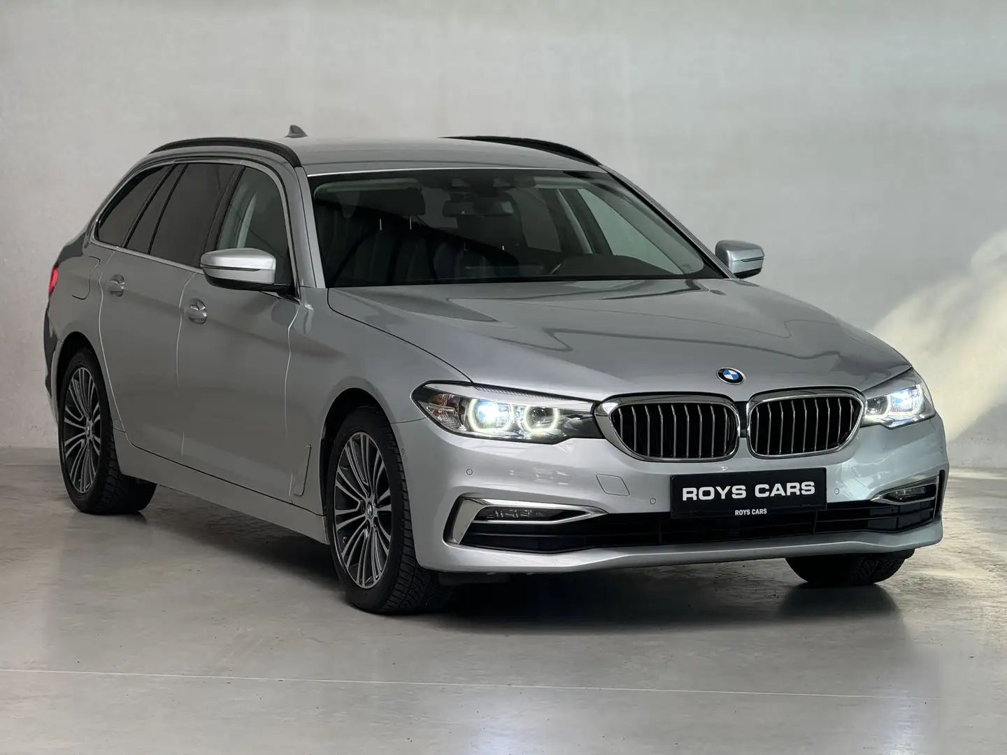 BMW 520 520d Touring Aut. Luxury Line - EXPORT Silver - 1