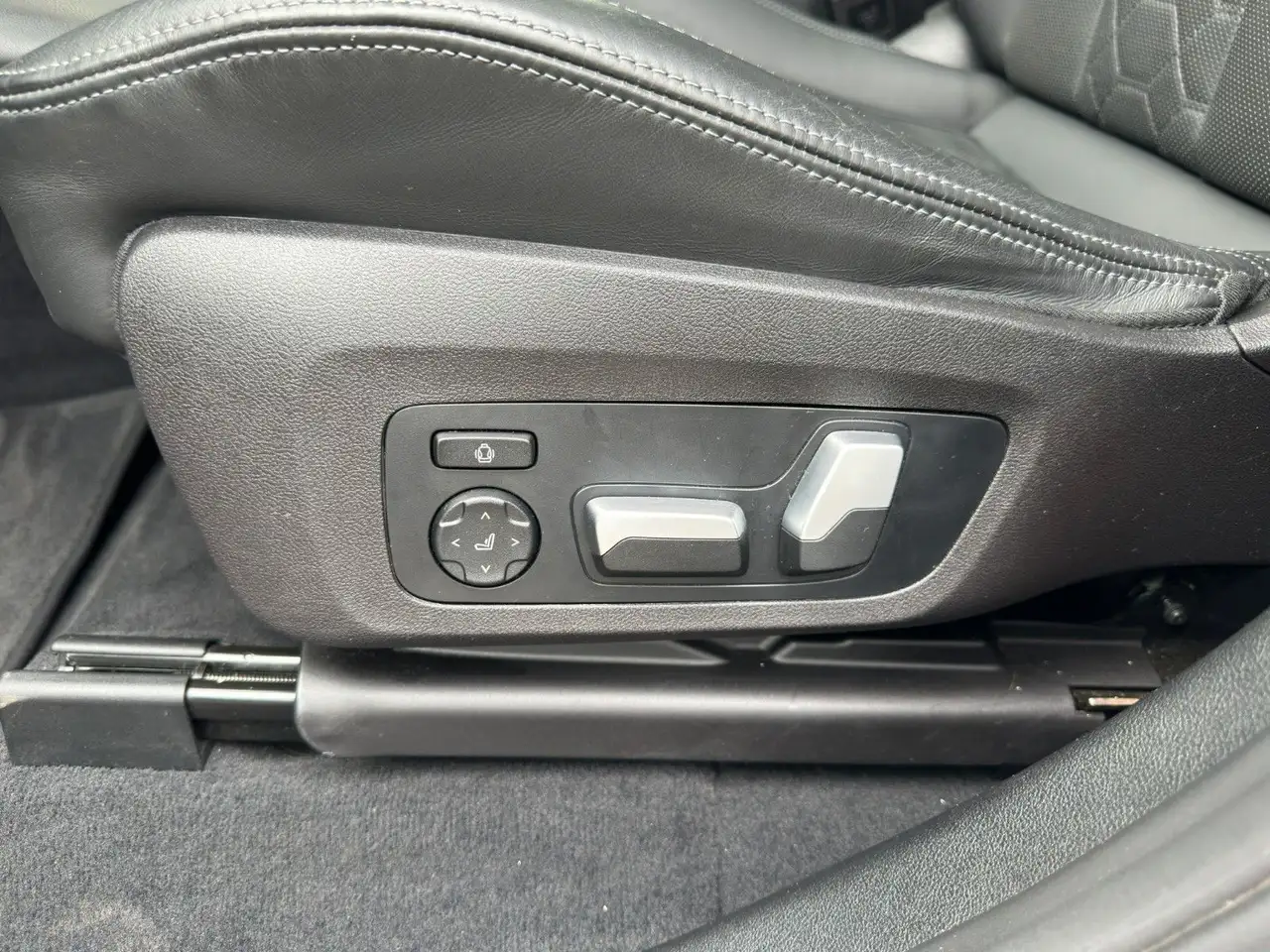 BMW X4 Competition SITZKLIMA 360° ACC CARBON VMAX, миниатюра 25