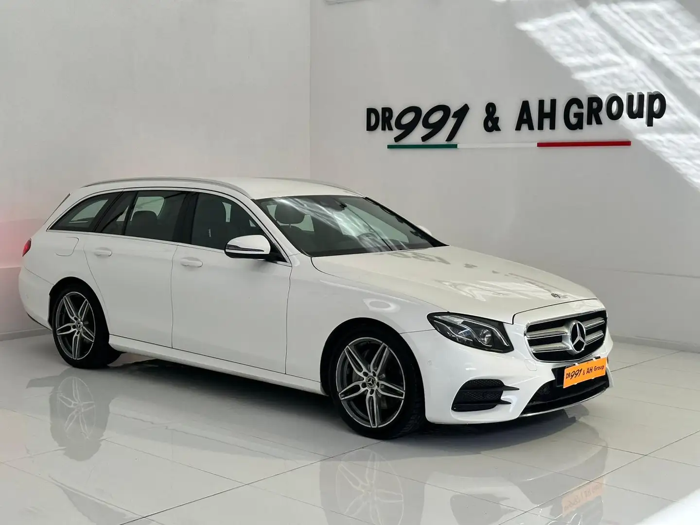 Mercedes-Benz E 220 Classe E SW SW d Premium Plus 4matic auto AMG Bianco - 1
