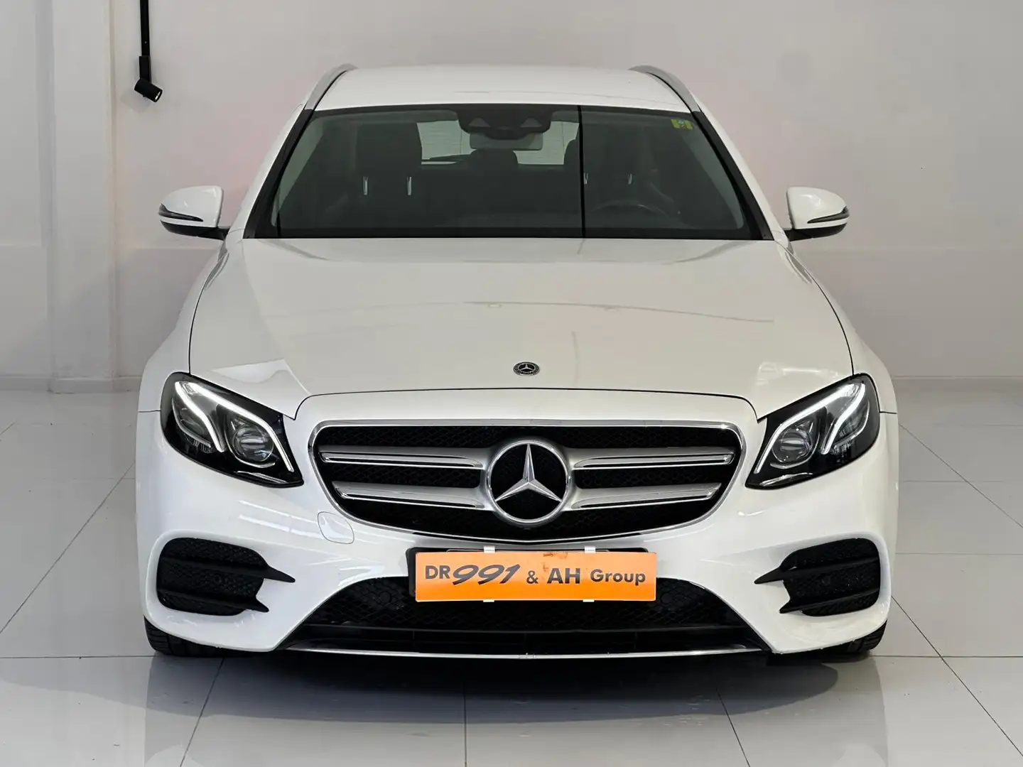 Mercedes-Benz E 220 Classe E SW SW d Premium Plus 4matic auto AMG Bianco - 2
