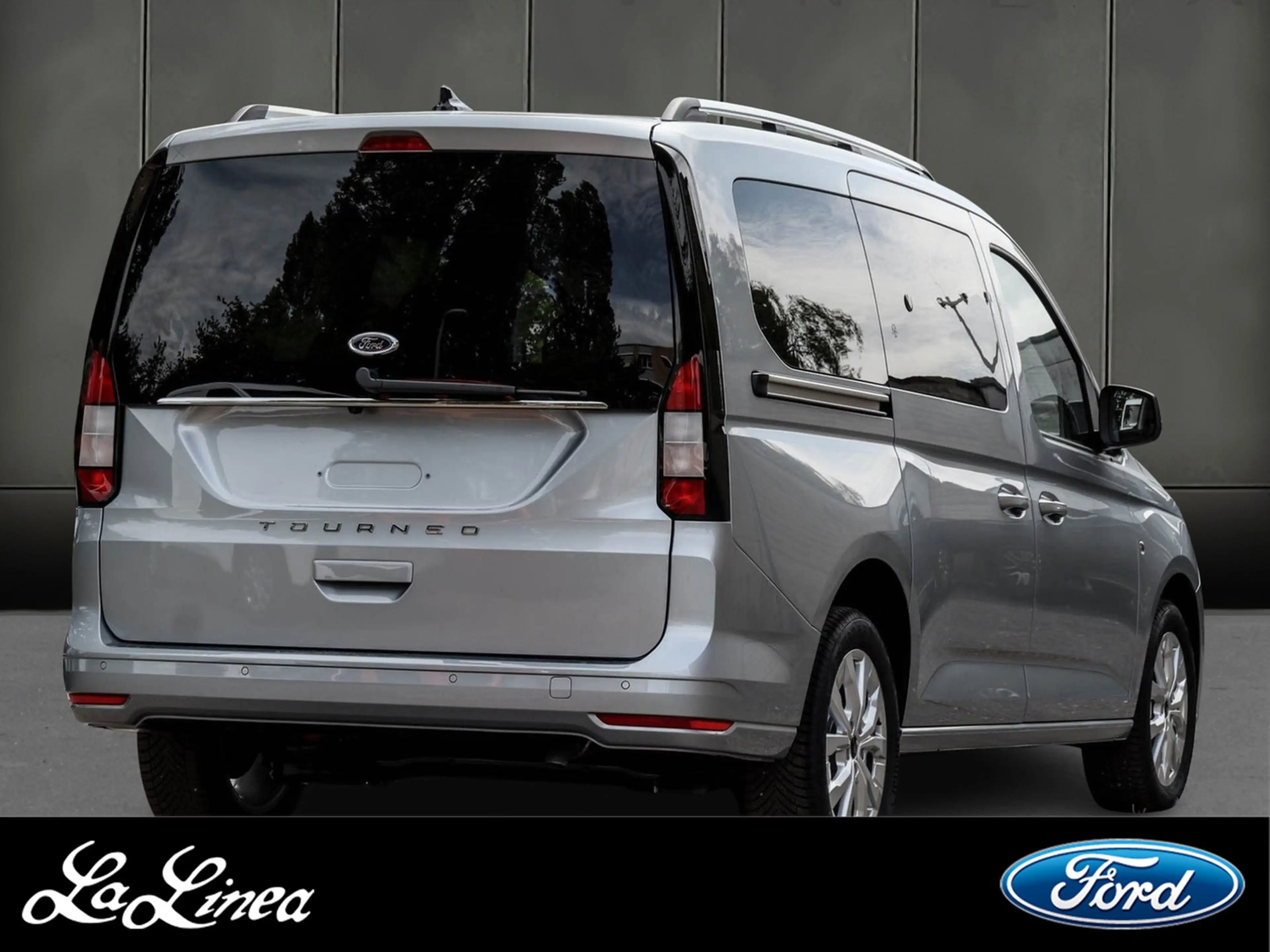 Ford Grand Tourneo Connect Titanium Vorrüstung Rollstuhlausbau — photo 2