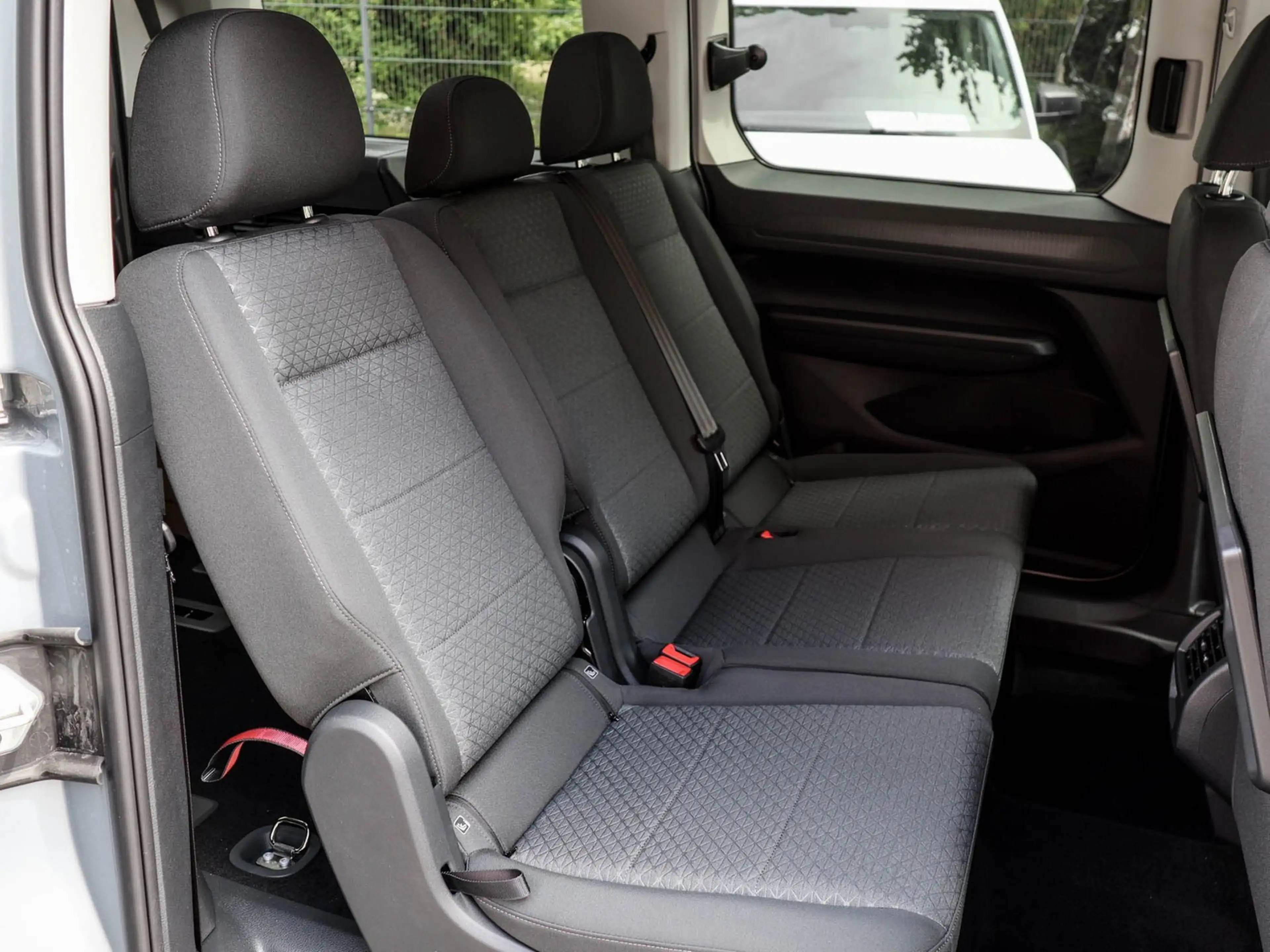 Ford Grand Tourneo Connect Titanium Vorrüstung Rollstuhlausbau — photo 4