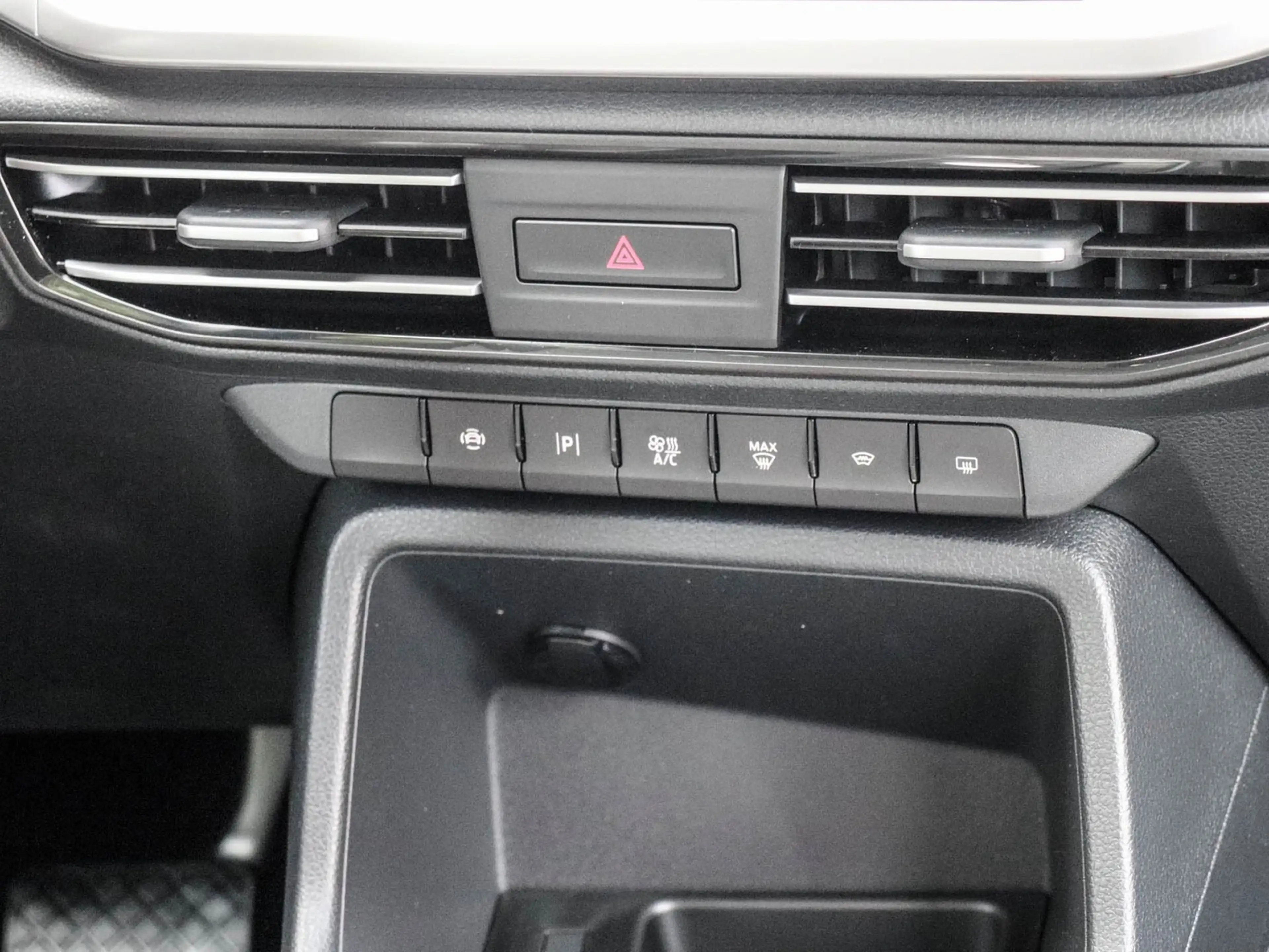 Ford Grand Tourneo Connect Titanium Vorrüstung Rollstuhlausbau — photo 8