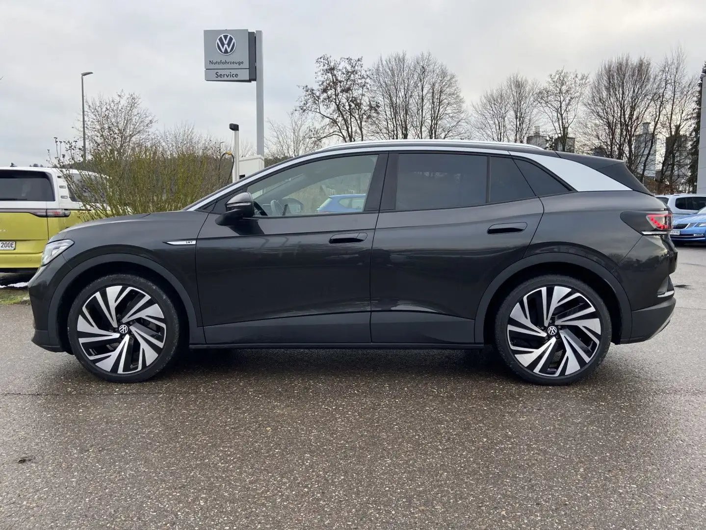 Volkswagen ID.4 PRO-PERFORMANCE WÄRMEPUMPE+21"+NAVI+MATRIX Grau - 2