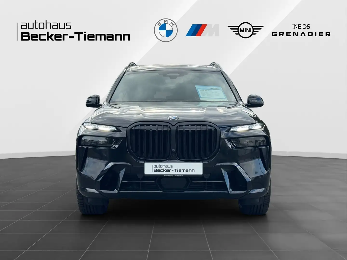 BMW X7 xDrive40d M Sport Pro | Pano. Sky L. | AHK | Massa Schwarz - 2
