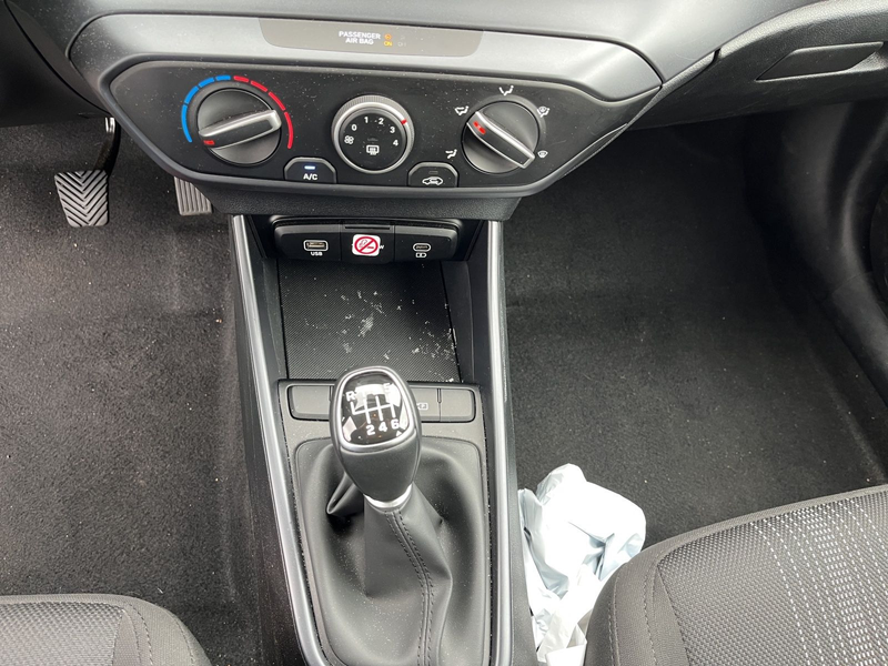 Hyundai i20 FL (MY25) 1.0 T-GDI 6-MT, (100 PS) 2WD Selec — photo 13