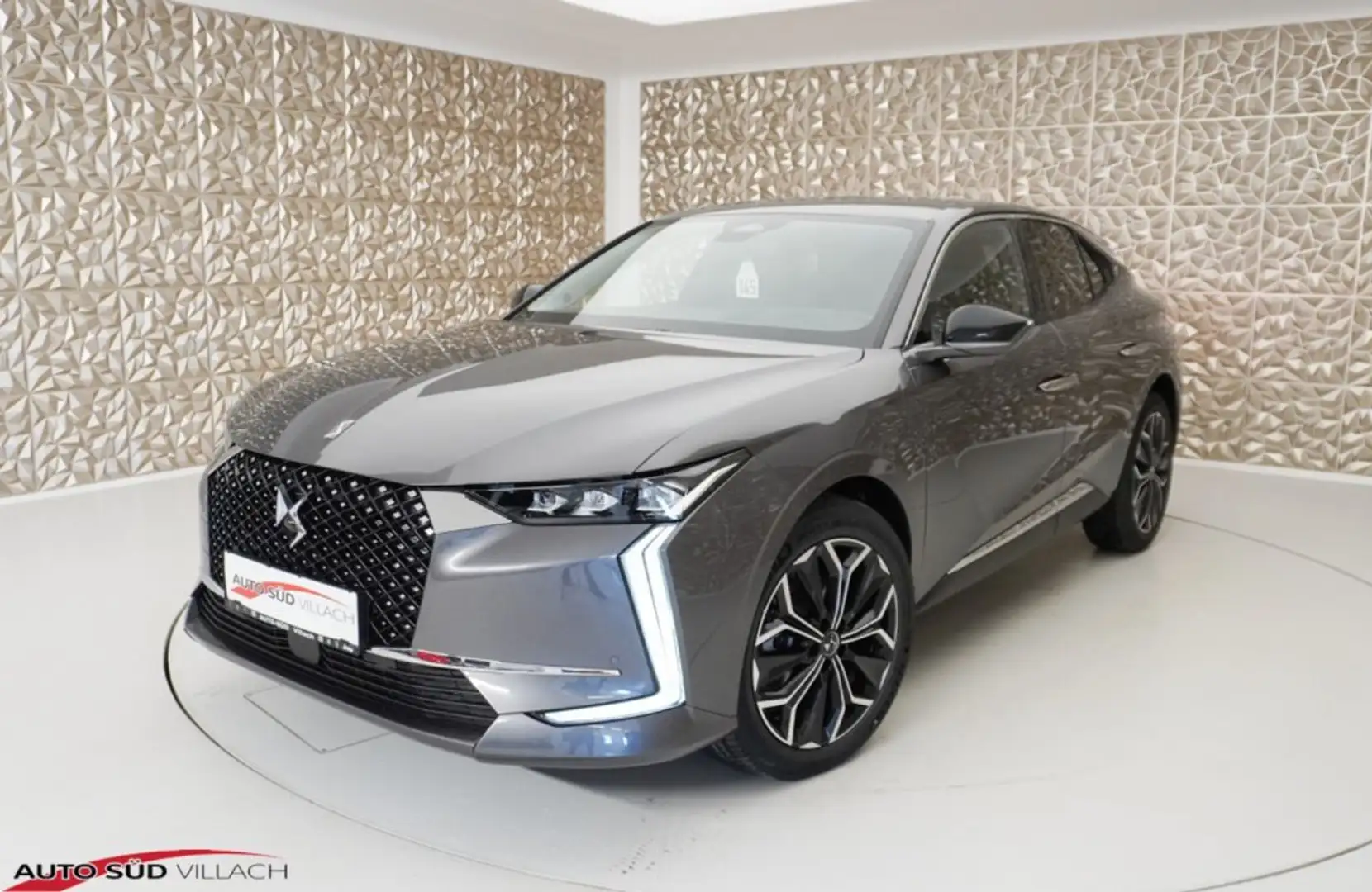 DS Automobiles DS 4 BlueHDi 130 Rivoli Grau - 1