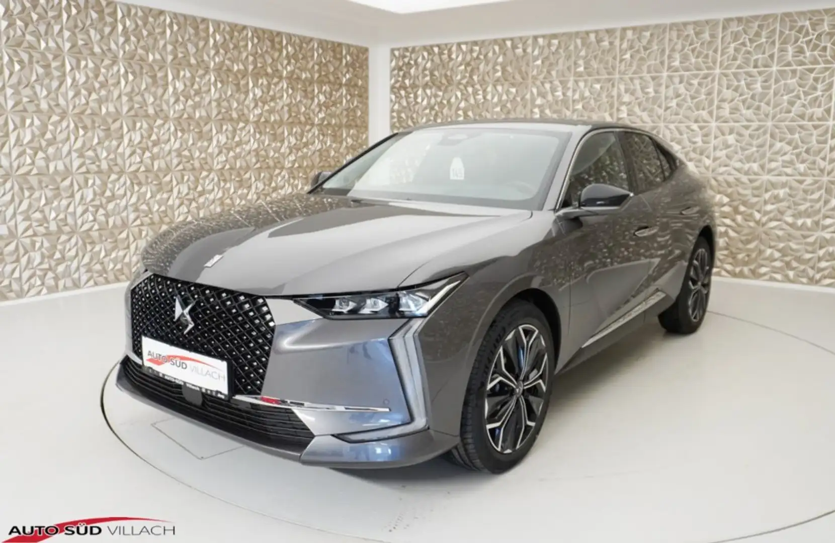 DS Automobiles DS 4 BlueHDi 130 Rivoli Grau - 2
