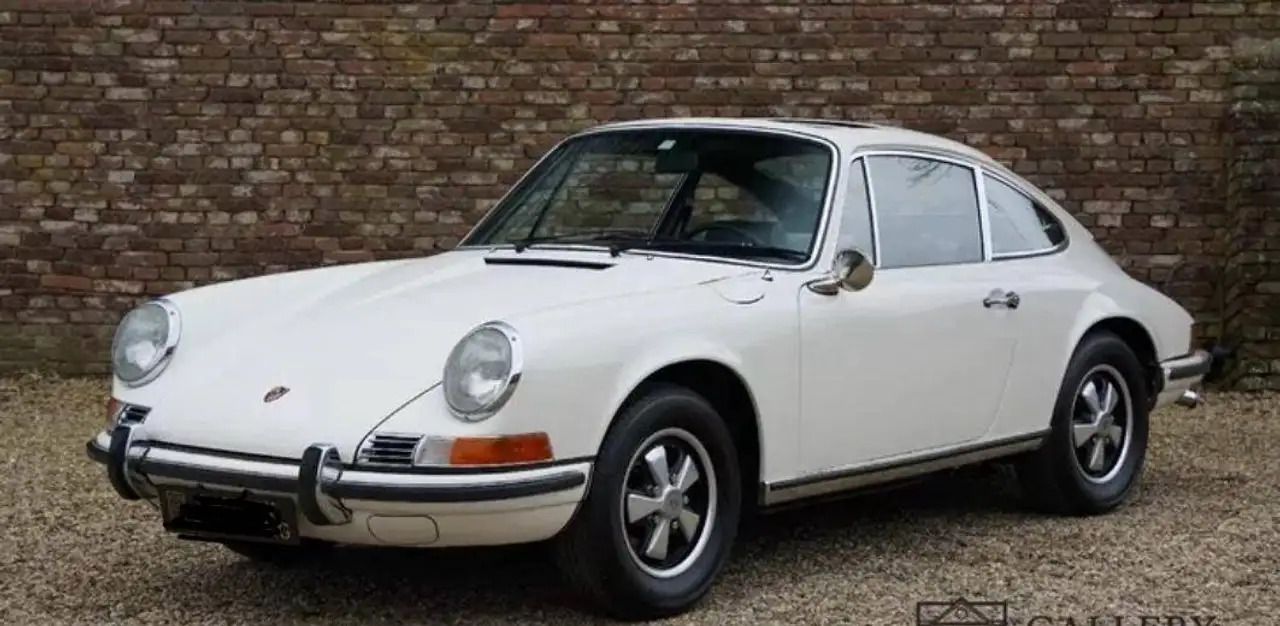 Porsche 911 2.2 T, foto 1