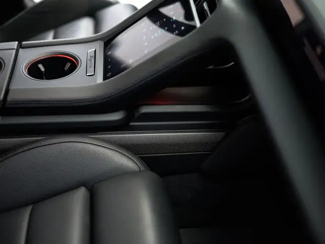 Porsche Taycan Turbo S Sport Turismo Ansicht 35