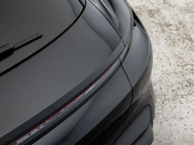 Porsche Taycan Turbo S Sport Turismo Ansicht 48