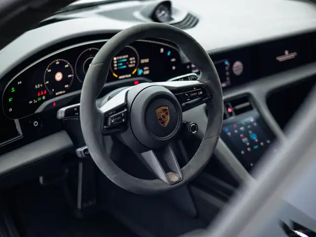 Porsche Taycan Turbo S Sport Turismo Ansicht 40