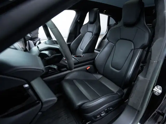 Porsche Taycan Turbo S Sport Turismo Ansicht 17