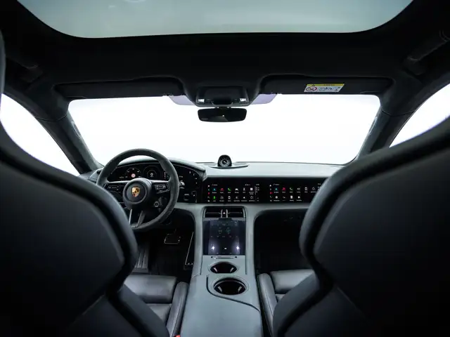 Porsche Taycan Turbo S Sport Turismo Ansicht 11