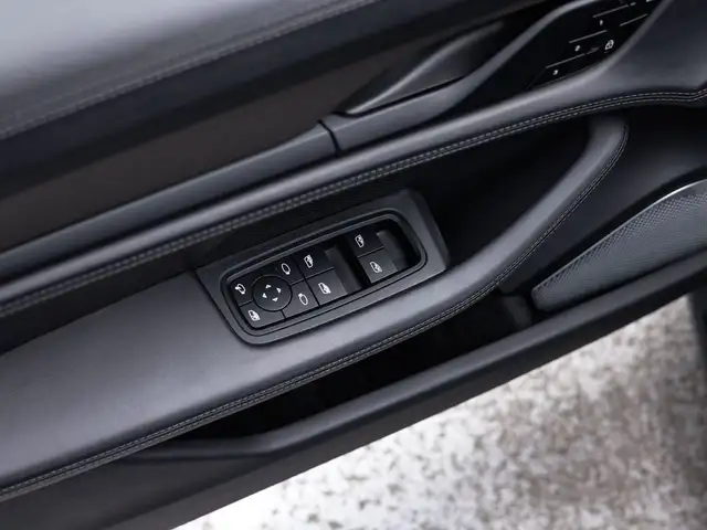 Porsche Taycan Turbo S Sport Turismo Ansicht 20