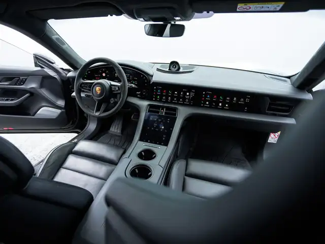 Porsche Taycan Turbo S Sport Turismo Ansicht 10